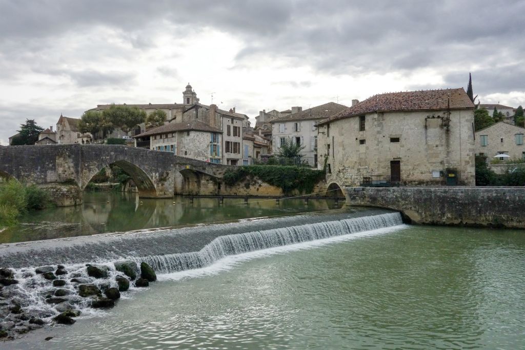 Le Pont-Vieux sur La Baïse